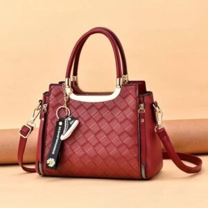 Minimalist Shoulder Bag – Perfect for Work or Weekend